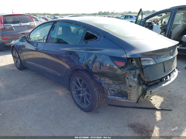 2023 TESLA MODEL 3 5YJ3E1EB9PF391367 Photo 2