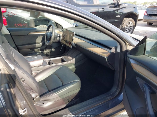 2023 TESLA MODEL 3 5YJ3E1EB9PF391367 Photo 4