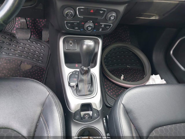 3C4NJCBB1LT169325 Jeep 2020