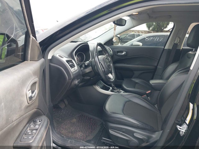 3C4NJCBB1LT169325 Jeep 2020