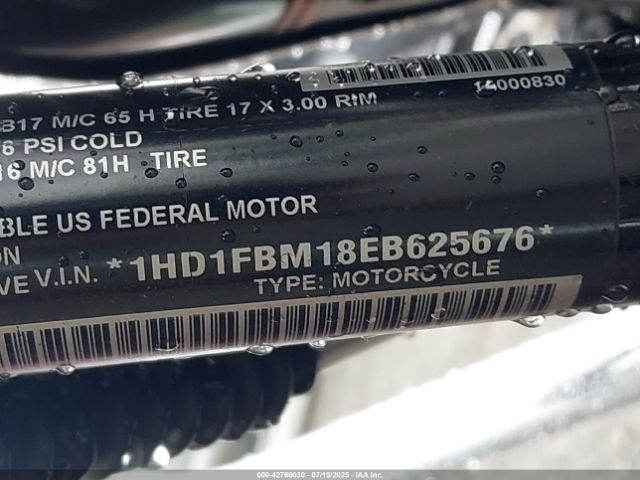 2014 HARLEY-DAVIDSON FLHR 1HD1FBM18EB625676 Photo 9