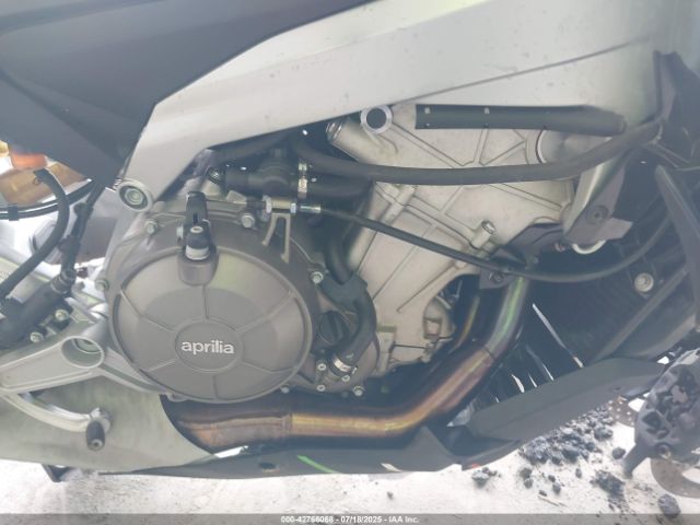 2023 APRILIA TUONO ZD4KSUM00PS000720 Photo 7