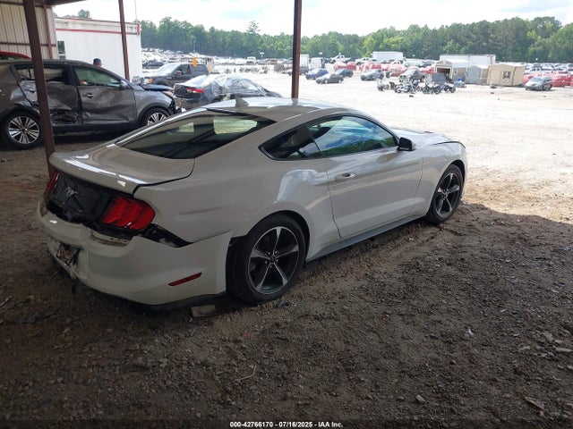 Ford 4v 2022 1FA6P8TH9N5136651 Image 4