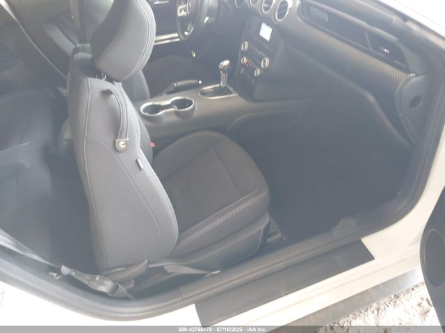 Ford 4v 2022 1FA6P8TH9N5136651 Image 5