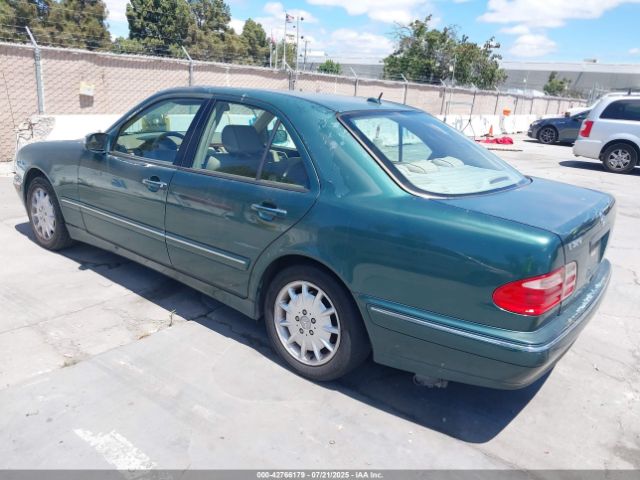 2000 MERCEDES-BENZ E 320 WDBJF65J8YB023371 Photo 2