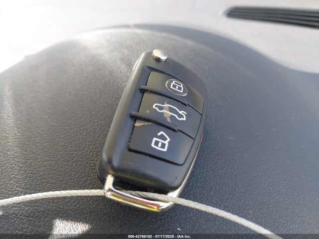 2011 AUDI A3 WAUKJAFM6BA042253 Photo 10