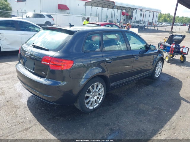 2011 AUDI A3 WAUKJAFM6BA042253 Photo 3