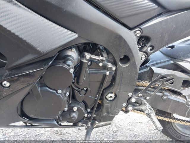 2024 SUZUKI GSX-R600 JS1GN7FA0R7100817 Photo 8