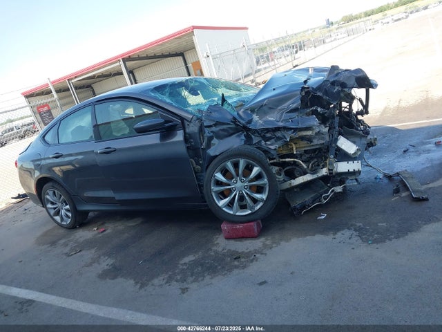 1C3CCCBB7FN719329 Chrysler 200