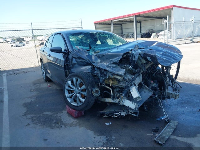 1C3CCCBB7FN719329 Chrysler 200