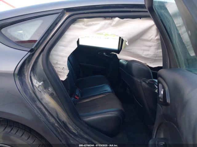 1C3CCCBB7FN719329 Chrysler 200