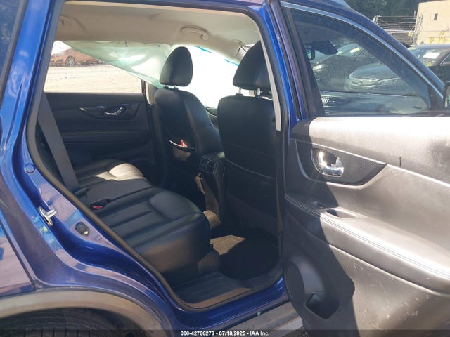 JN8AT2MV6HW007853 Nissan Rogue