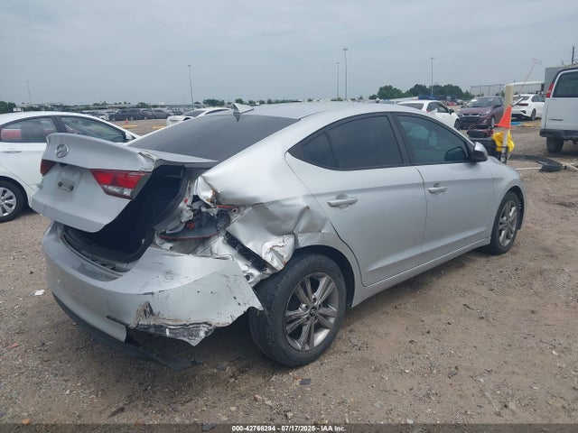 KMHD84LF0HU182977 Hyundai 2017