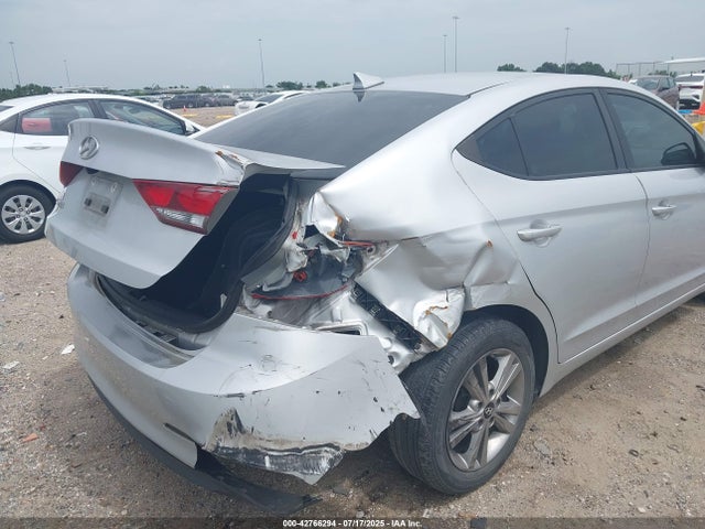 KMHD84LF0HU182977 Hyundai 2017