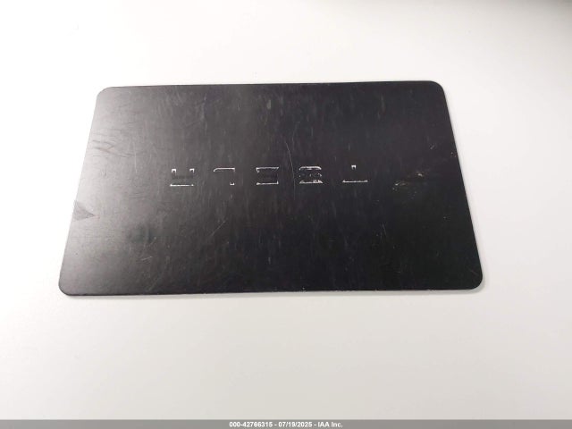 5YJYGDEE5MF102850 Tesla 2021