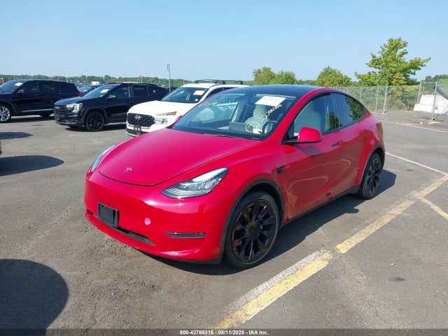 5YJYGDEE5MF102850 Tesla 2021