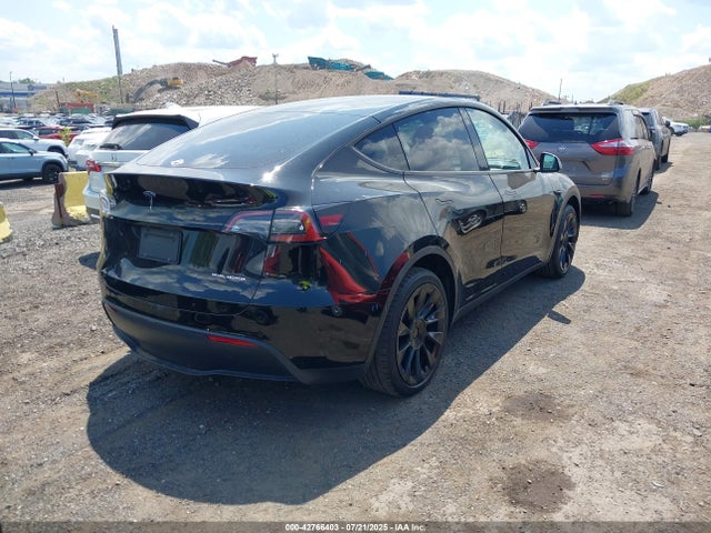 2022 TESLA MODEL Y 7SAYGDEE4NA007231 Photo 3