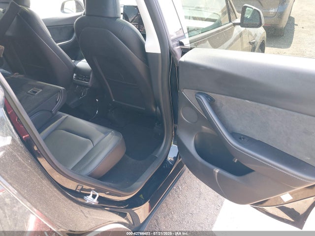2022 TESLA MODEL Y 7SAYGDEE4NA007231 Photo 7
