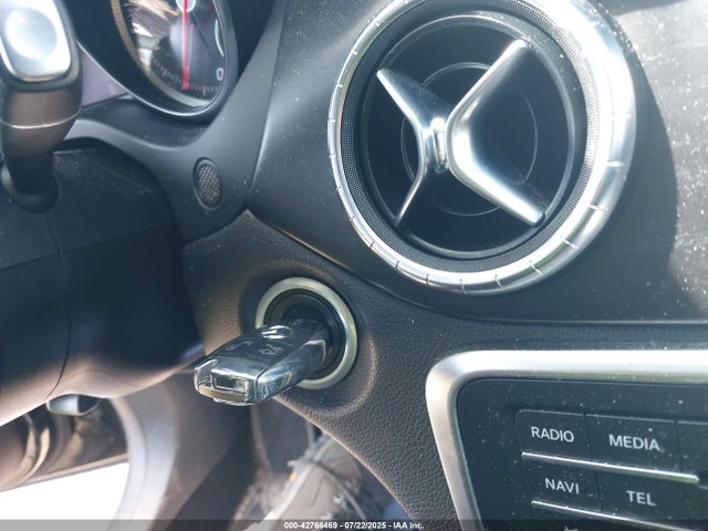 Mercedes-Benz CLA-Class 2018 WDDSJ4GB5JN605825 Image 11
