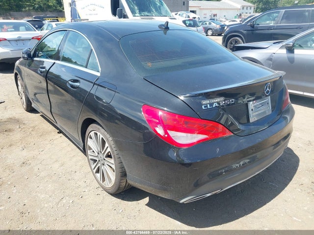 Mercedes-Benz CLA-Class 2018 WDDSJ4GB5JN605825 Image 3