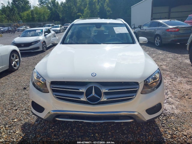 WDC0G4JB3HF238382 Mercedes-Benz m274