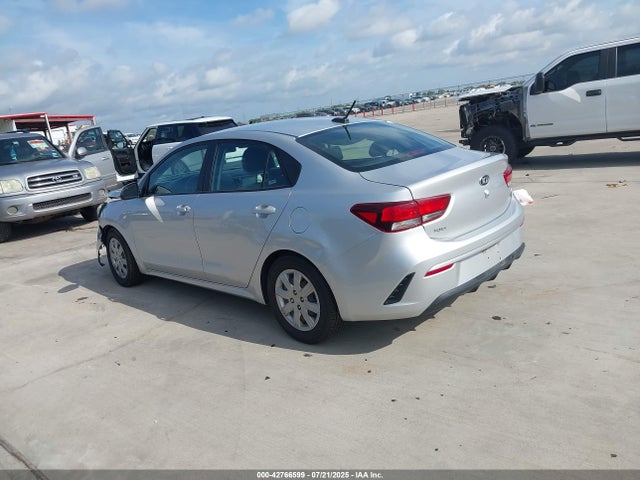 3KPA24AD3ME379645 KIA gamma ii