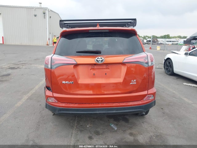 JTMBFREV9GJ088132 Toyota RAV4 LE