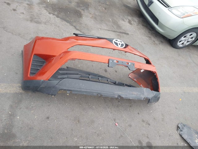 JTMBFREV9GJ088132 Toyota RAV4 LE