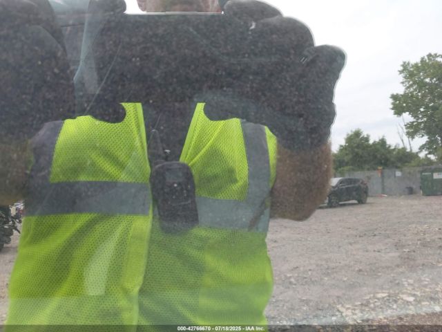 2023 TESLA MODEL 3 5YJ3E1EC0PF687306 Photo 4