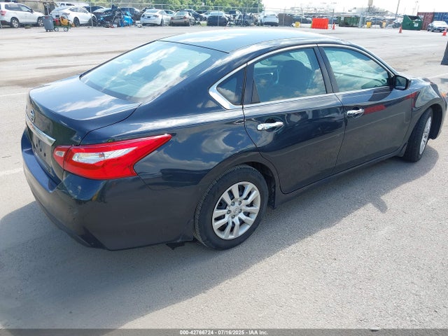 1N4AL3AP5HC221862 Nissan 2017