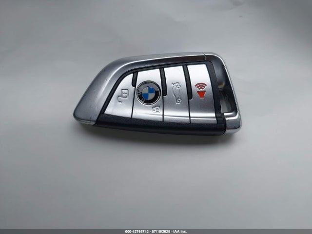 5YMJU0C01N9N02563 BMW X5