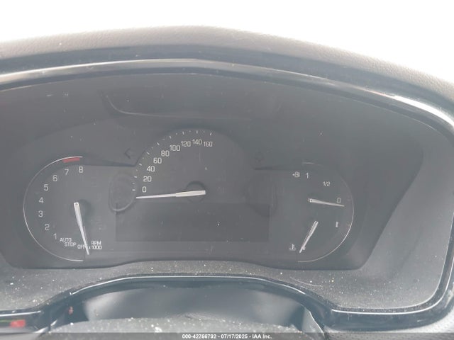 2017 CADILLAC XT5 1GYKNBRS7HZ305958 Photo 6