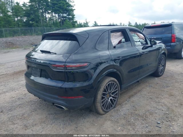 2021 PORSCHE CAYENNE WP1AA2AYXMDA08444 Photo 3