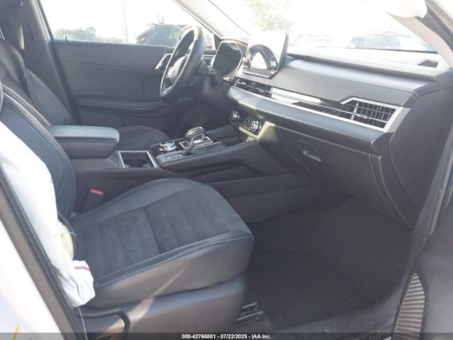 2022 MITSUBISHI OUTLANDER JA4J3UA81NZ047459 Photo 4