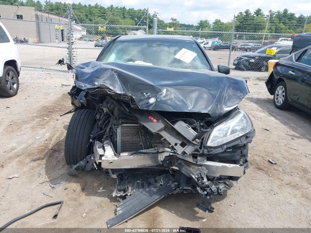 WDDHF8JB1EB052321 Mercedes-Benz E-Class