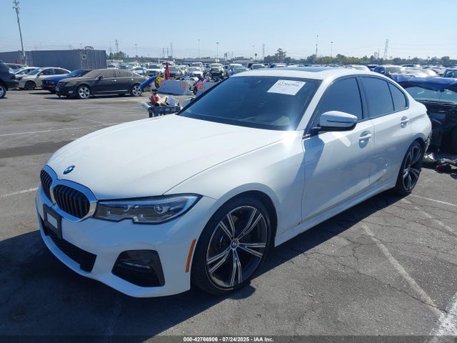 3MW5R1J0XM8C01185 BMW 2021