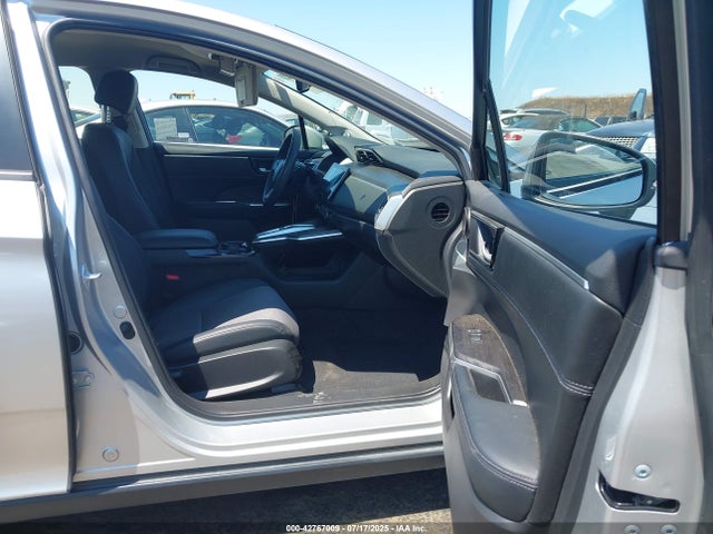 JHMZC5F11KC001282 Honda leb3(h4)