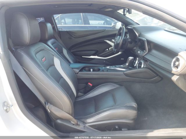 2018 CHEVROLET CAMARO 1G1FH1R72J0103326 Photo 4