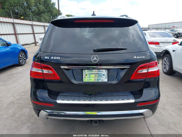 Mercedes-Benz 2015 2015 4JGDA5GB2FA445325 Image 17