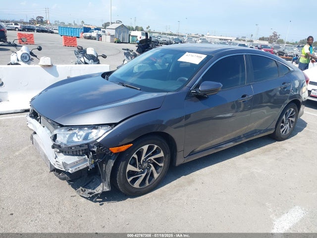 Honda l15b7 2018 JHMFC1F30JX012875 Image 2