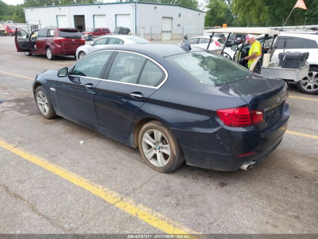 2013 BMW 528I WBAXH5C58DD114853 Photo 2