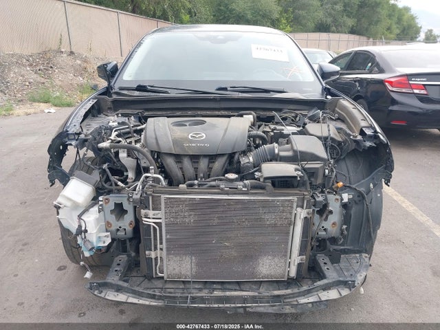 Mazda py 2021 3MVDMABL5MM247552 Image 13