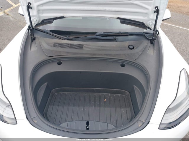2023 TESLA MODEL 3 5YJ3E1EA2PF470239 Photo 9