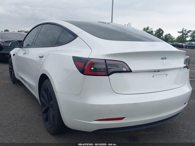2023 TESLA MODEL 3 5YJ3E1EA2PF470239 Photo 2