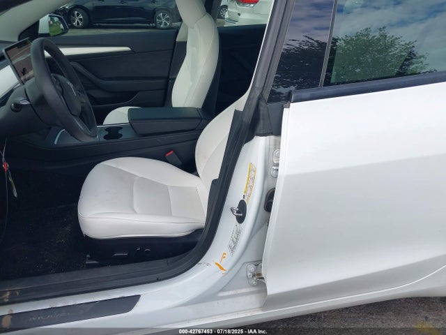 2023 TESLA MODEL 3 5YJ3E1EA2PF470239 Photo 5