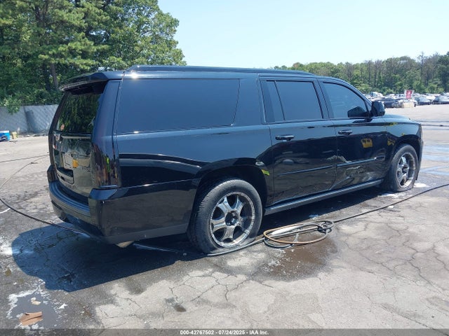 2017 CADILLAC ESCALADE ESV 1GYS4KKJ4HR161449 Photo 3
