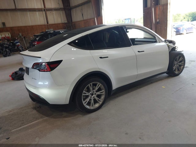 2021 TESLA MODEL Y 5YJYGDEE8MF069164 Photo 3