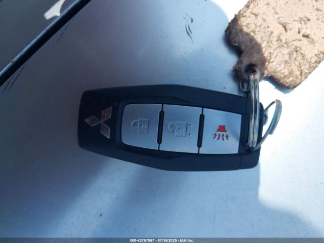 2022 MITSUBISHI OUTLANDER JA4J4TA8XNZ051887 Photo 10