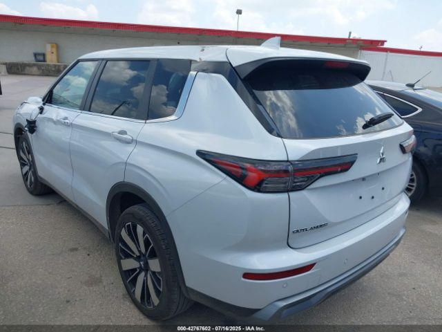 2025 MITSUBISHI OUTLANDER JA4J3VA8XSZ021492 Photo 2