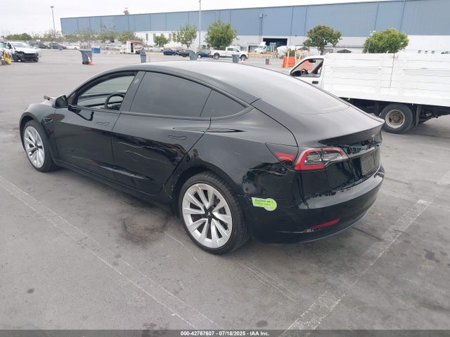 2022 TESLA MODEL 3 5YJ3E1EA2NF373877 Photo 2